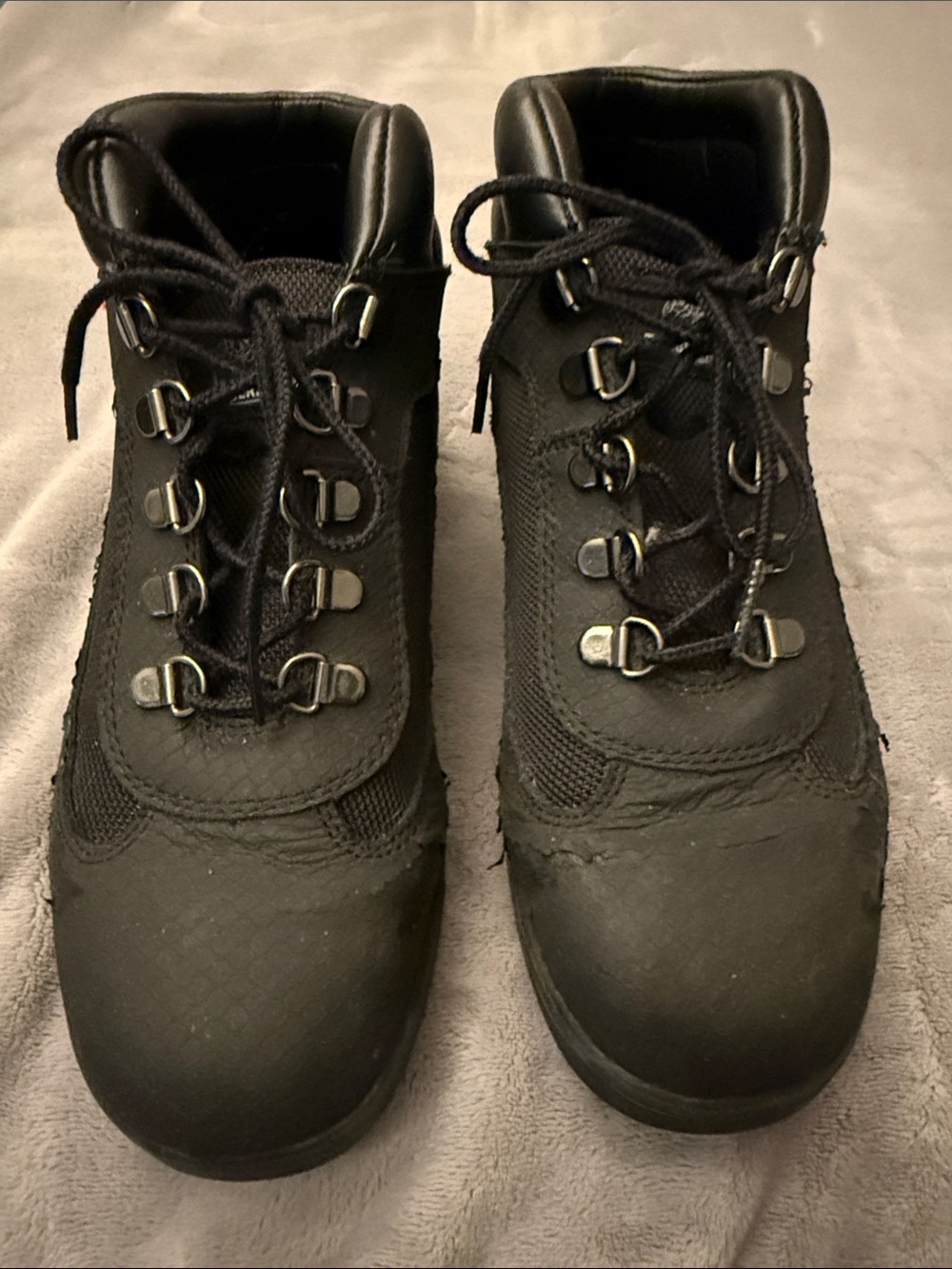 Timberland Women (size 8) or Men's (size 6) Black Lace-Up Boots. Waterproof.